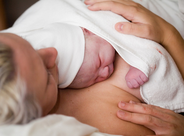 5 cosas que un recién nacido no quiere que le hagan en el posparto
